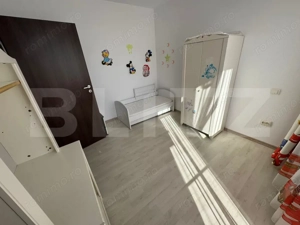 Apartament 3 camere, etaj intermediar - imagine 5 Apartament 3 camere, etaj intermediar - imagine 5