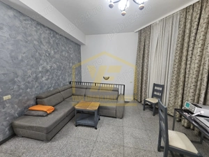 Apartament cu 2 camere + demisol, de vânzare în Curtea de Argeș.