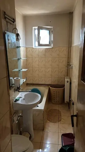 Se vinde 2 camere - imagine 2