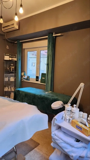 Camera de inchiriat in salon