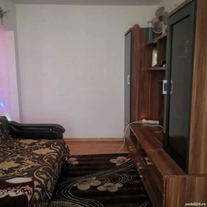 Vand apartament pe strada Lalelelor - imagine 4