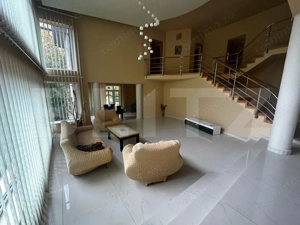 Casa de vanzare, 390 mp, zona Cetate - imagine 3