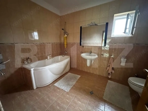 Casa de vanzare, 390 mp, zona Cetate - imagine 11