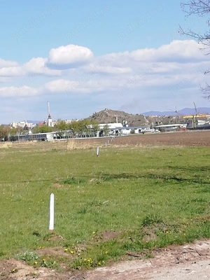 Vinzare teren construcții  intravilan  - imagine 3