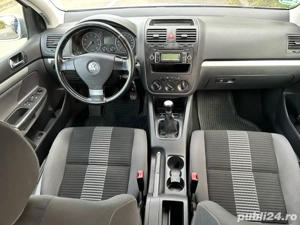 Volkswagen Golf 5  - imagine 8 Volkswagen Golf 5  - imagine 8