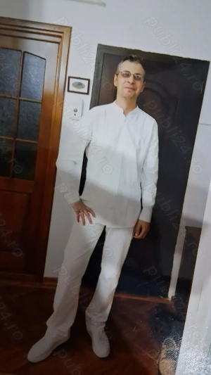 Masaj la tine sau hotel  singur caut cuplu  pt distrac5ii si prietenie 