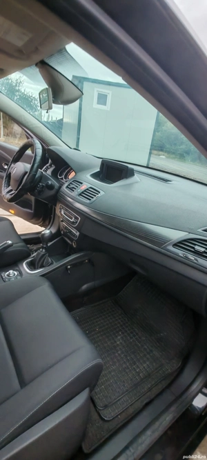 Vand Renault Megane 3  - imagine 5 Vand Renault Megane 3  - imagine 5