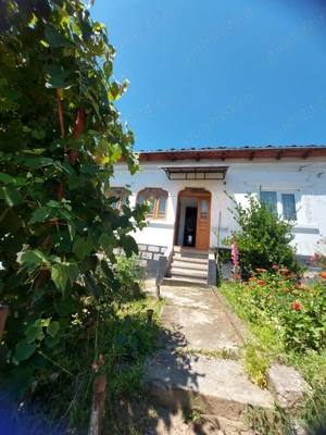Casa de vânzare la darmanesti 