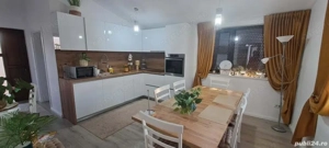 Casa individuala CU 5 CAMERE  LUX în comuna Giroc - imagine 2