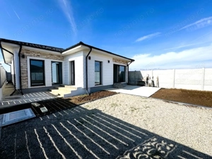 Casa moderna construita pe parter cu teren 500 mp - imagine 7