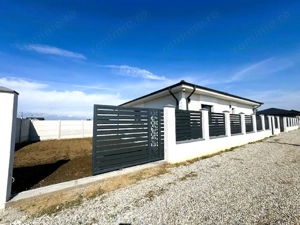 Casa moderna construita pe parter cu teren 500 mp - imagine 8