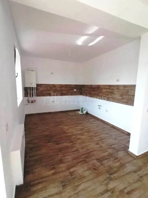 Casa - Duplex -  Prelungirea Ghencea-  Cartierul Latin -  139000E tva inclus - Comision 0 ! - imagine 3