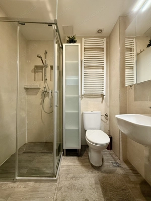 3 camere | 131 MPU | Parcare | Boxa | GREEN LAKE - imagine 22