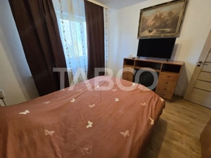 Apartament decomandat 3 camere balcon pivnita lift Vasile Aaron Sibiu - imagine 17