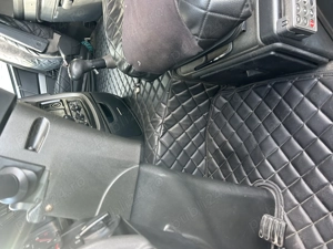 Vând autoutilitară Iveco  - imagine 4 Vând autoutilitară Iveco  - imagine 4