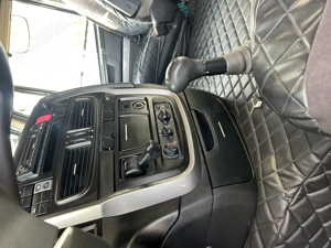 Vând autoutilitară Iveco  - imagine 2 Vând autoutilitară Iveco  - imagine 2