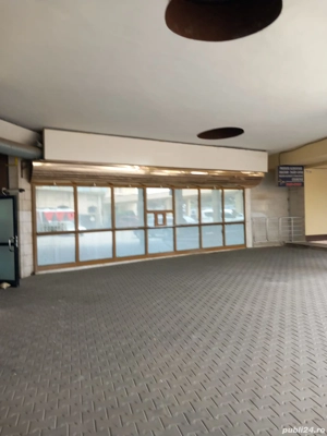 Chiosc situat în Gara mare.