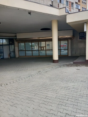 Chiosc situat în Gara mare.