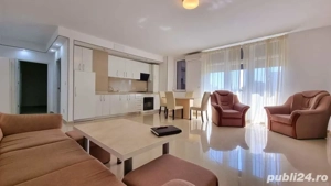 închiriez apartament