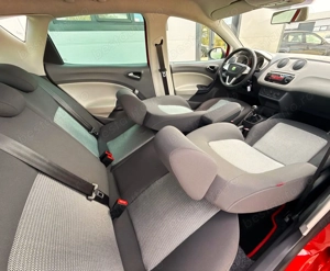Seat Ibiza 1.4 16V Comfort Edition - imagine 17