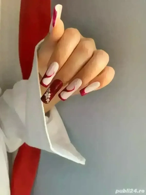  Aplic unghii cu gel-100 de lei, ojă semipermanentă gel pe unghia naturală-70 lei, pedichiură-55 lei