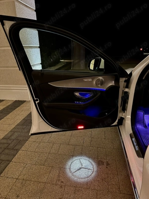 Vând Mercedes Benz E Class  - imagine 5 Vând Mercedes Benz E Class  - imagine 5