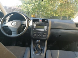 Vând Golf 5, 1.4 MPI, 2008, unic proprietar, ITP valabil, perfectă funcționare, anvelope Dunlop noi  - imagine 3