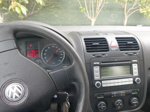 Vând Golf 5, 1.4 MPI, 2008, unic proprietar, ITP valabil, perfectă funcționare, anvelope Dunlop noi  - imagine 9