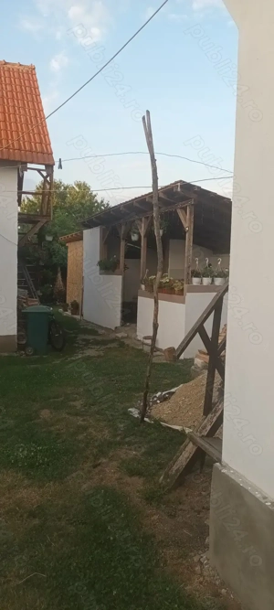 Vand sau schimb casa cu apartament in Valcea - imagine 4