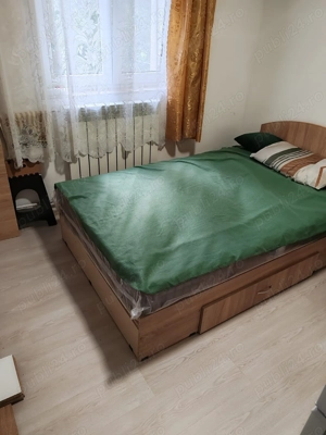 garsoniera mica cu baie,chelt mici,NORDIC 4min USV,la soare,izolata,pe mijloc,fara bucatarie separat