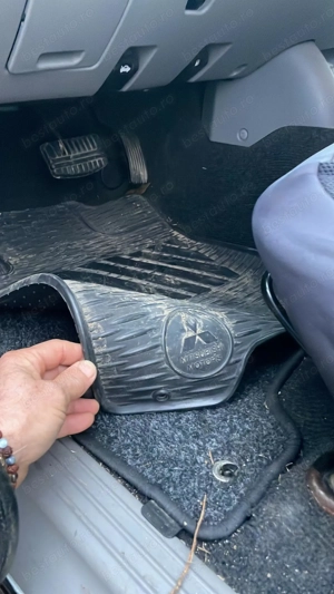 Auto Mitsubishi - imagine 4