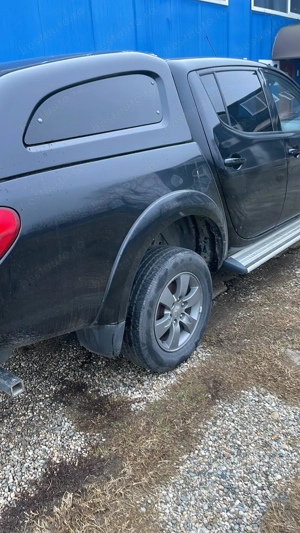 Auto Mitsubishi - imagine 3