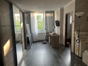 Vând garsonieră Luminisului - imagine 2