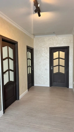 Când eleganța și funcționalitatea se întâlnesc, casa devine spațiul perfect pentru viață și profesie - imagine 12