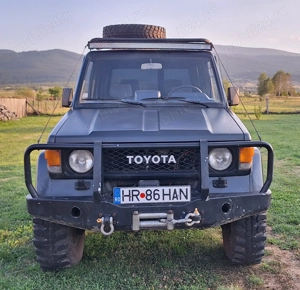 Toyota Land Cruiser j70
