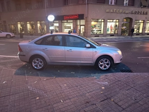 Ford Focus Sedan 1.6 benzina 2007