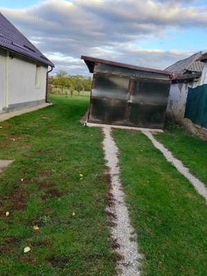 De vânzare casă în comuna Valea Vinului sat Sâi - imagine 3 De vânzare casă în comuna Valea Vinului sat Sâi - imagine 3