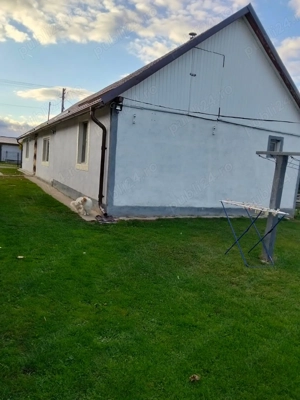 De vânzare casă în comuna Valea Vinului sat Sâi - imagine 2 De vânzare casă în comuna Valea Vinului sat Sâi - imagine 2