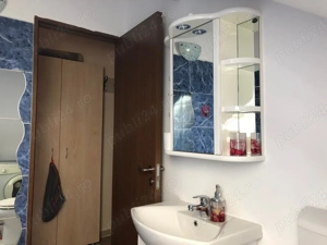 Închiriez apartament mobilat si utilat cu 2 camere nedecomandate - imagine 10 Închiriez apartament mobilat si utilat cu 2 camere nedecomandate - imagine 10