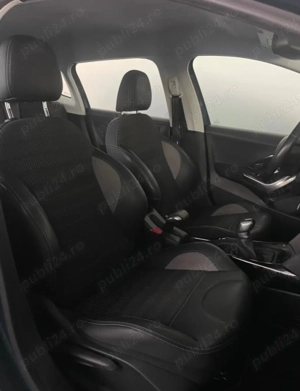 Peugeot 2008 1.2 PureTech Turbo Allure - imagine 15