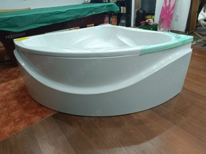 Cadă de colt hidromasaj Riho whirlpool 138x138 cm