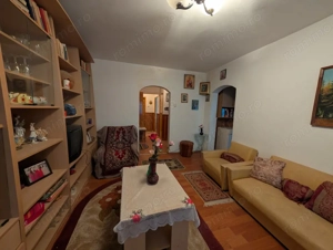 Apartament 3 camere Buhuși - Republicii Penny - imagine 3