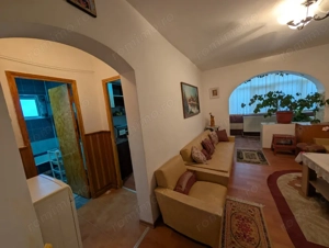 Apartament 3 camere Buhuși - Republicii Penny - imagine 5