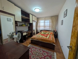 Apartament 3 camere Buhuși - Republicii Penny - imagine 8