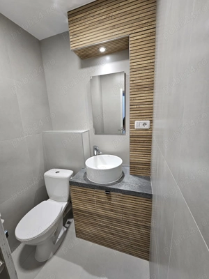 Vand apartament complet renovat cu 3 camere - imagine 10