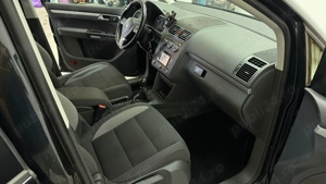 ** Volkswagen Touran ** - imagine 16