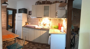 apartament in curte  cu 2 proprietari cu loc de parcare - imagine 8