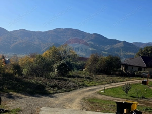 Casă / Vilă cu 5 camere de vânzare - imagine 2