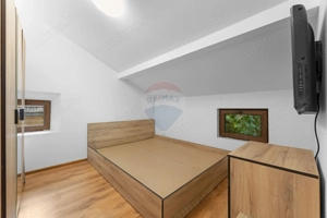 Apartament la casa cu 3 camere intr-o zona centrala