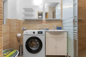 Apartament la casa cu 3 camere intr-o zona centrala - imagine 10